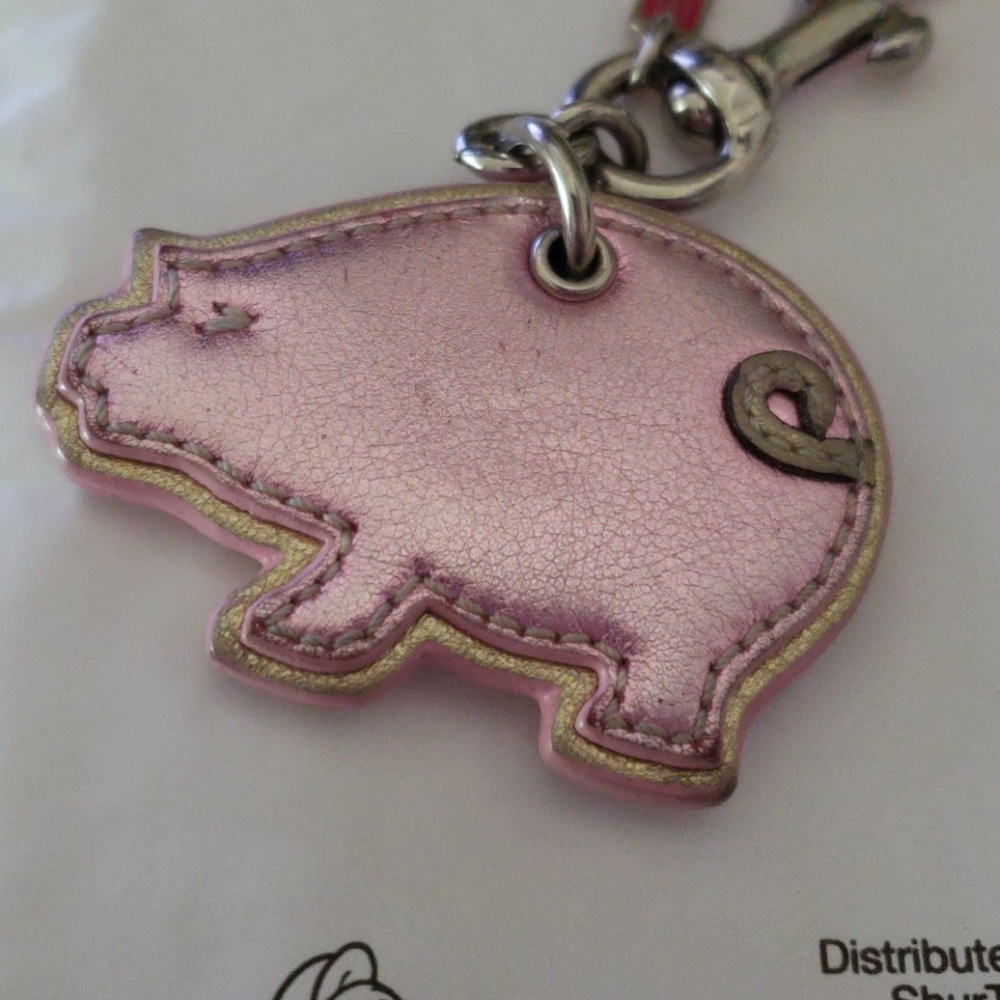 Coach Pig Keychain - Picture 3 of 5